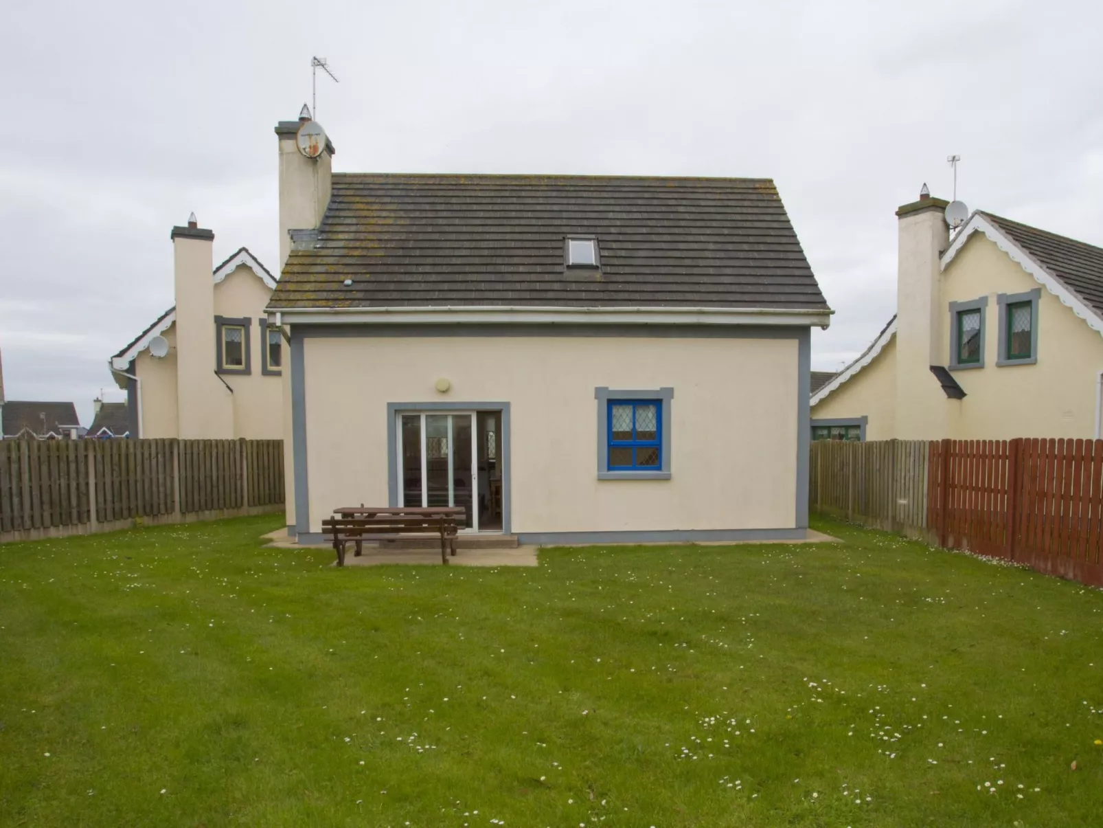 Willow Grove HC No. 3-Outside