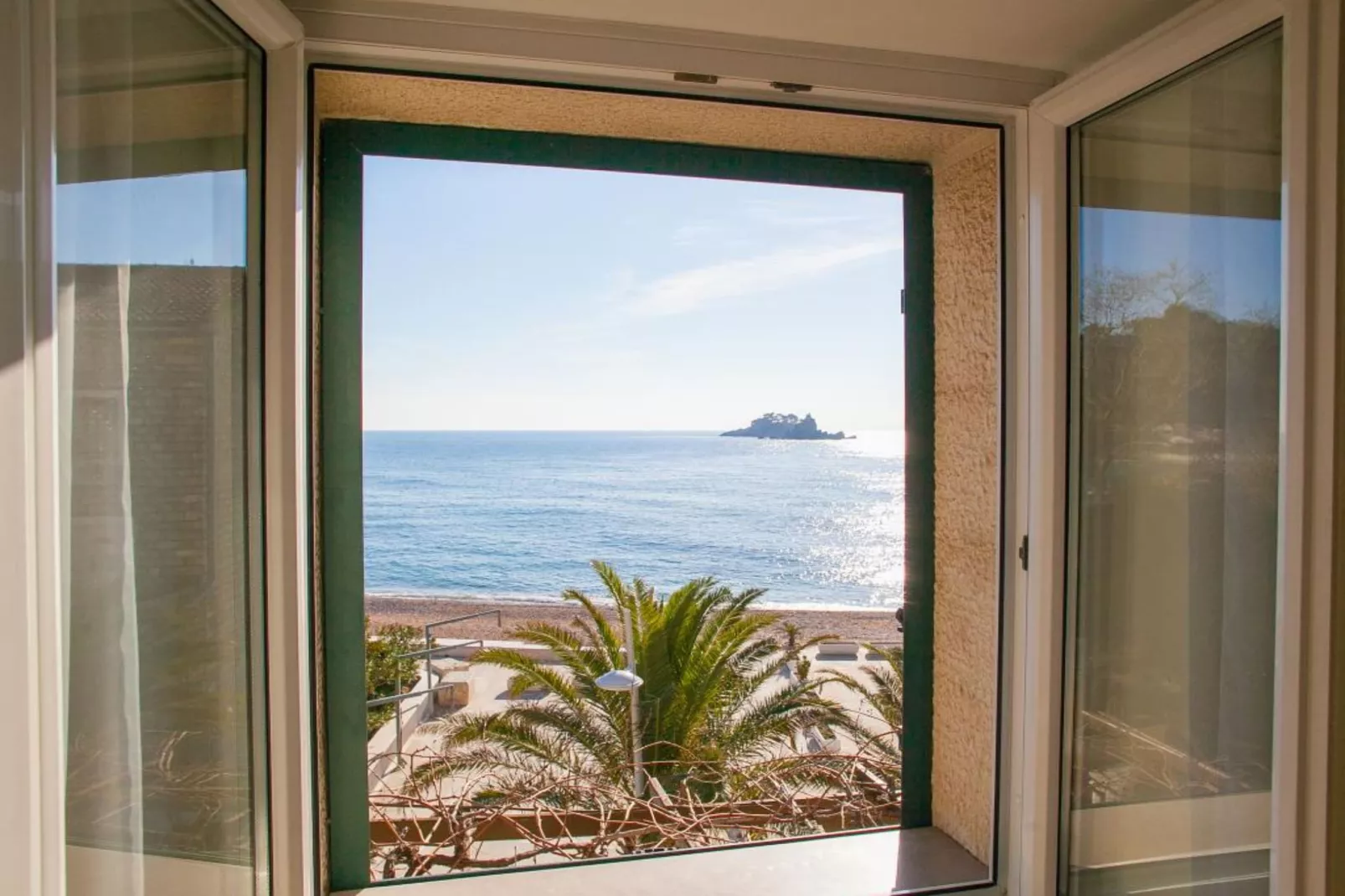 Comfortable Stay with Sea View in Petrovac - Standard Studio with Shared Balcony 1-Extérieur