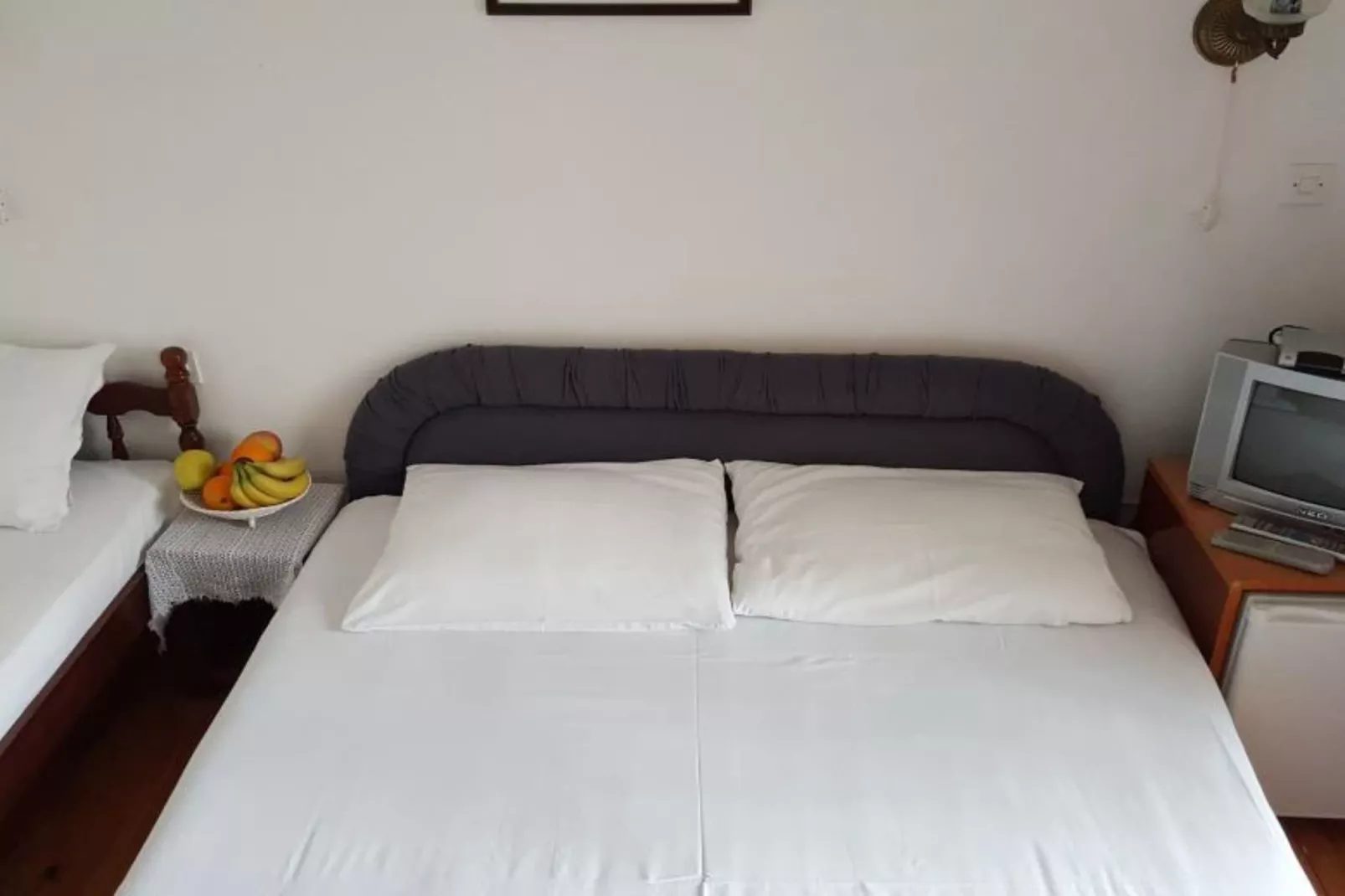 Comfortable Budva Rooms with Easy Access to Sveti Stefan - Triple Room 6-Chambre