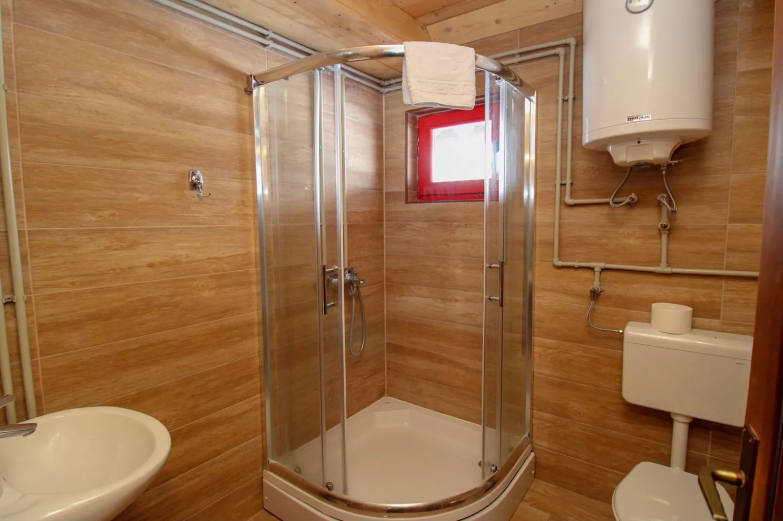 Ethno Village Dolina Mira - Two Bedroom Holiday Home (Romanija)-Bathroom