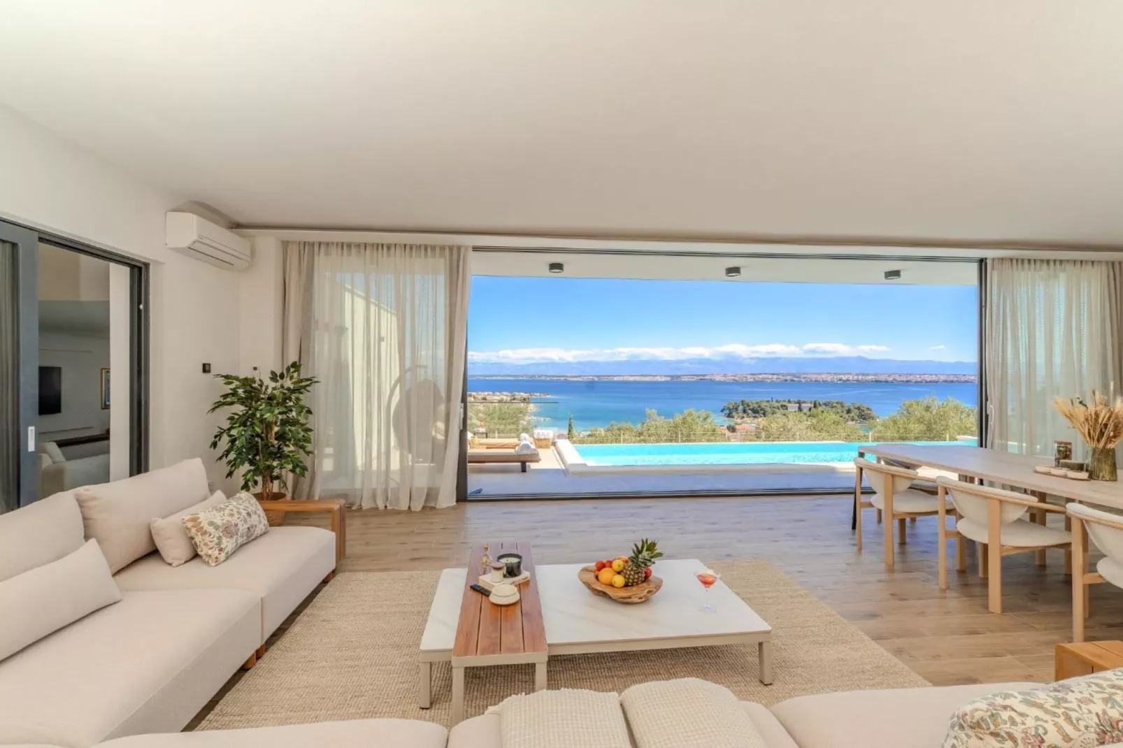 Holiday Home Good Life-Living room