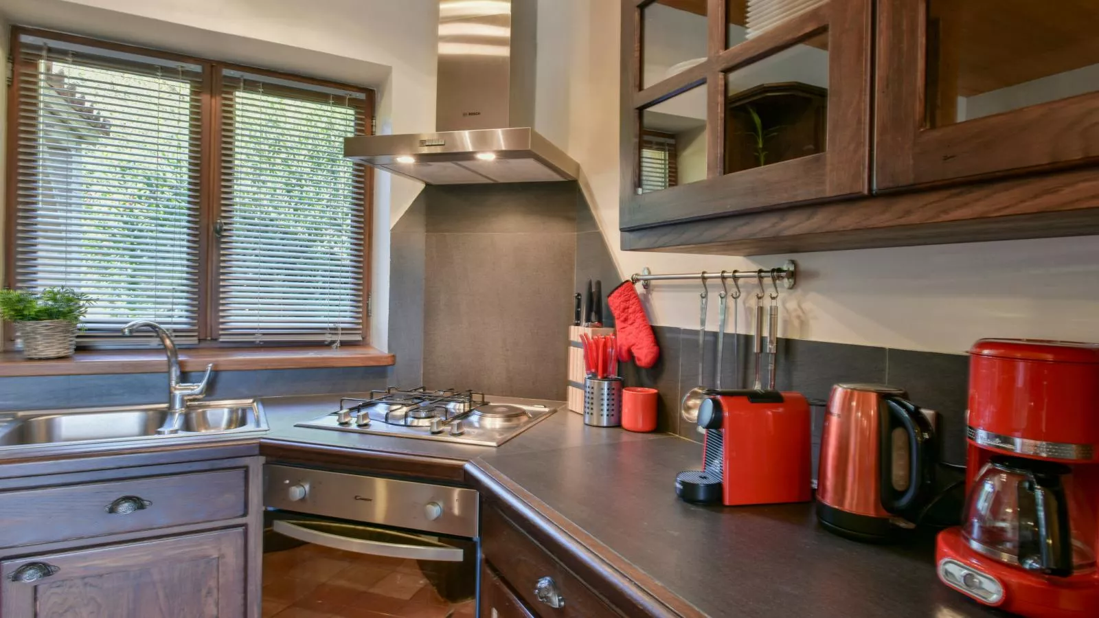 La Roque Haute-Kitchen