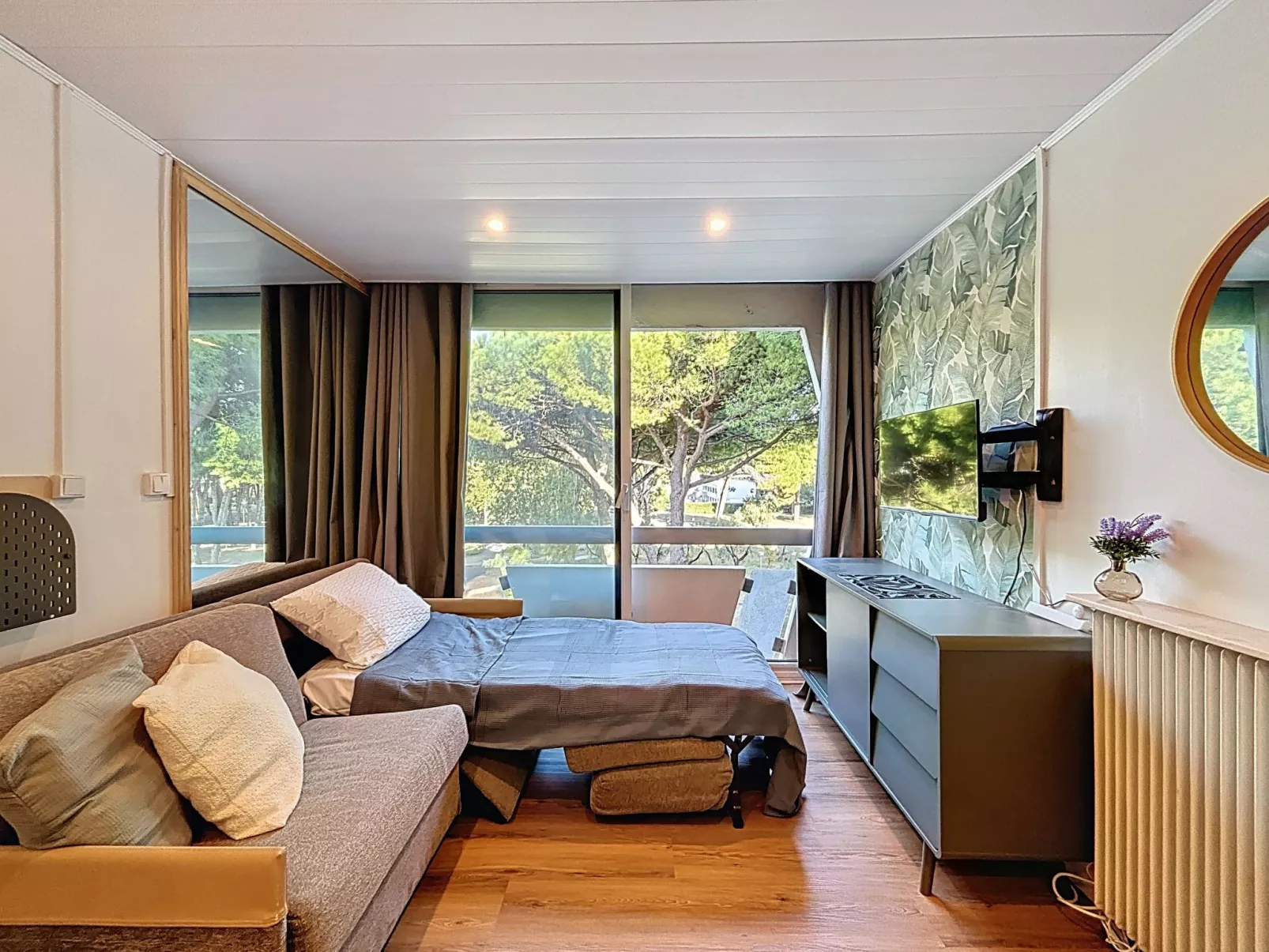 Le Saint Clair-Inside