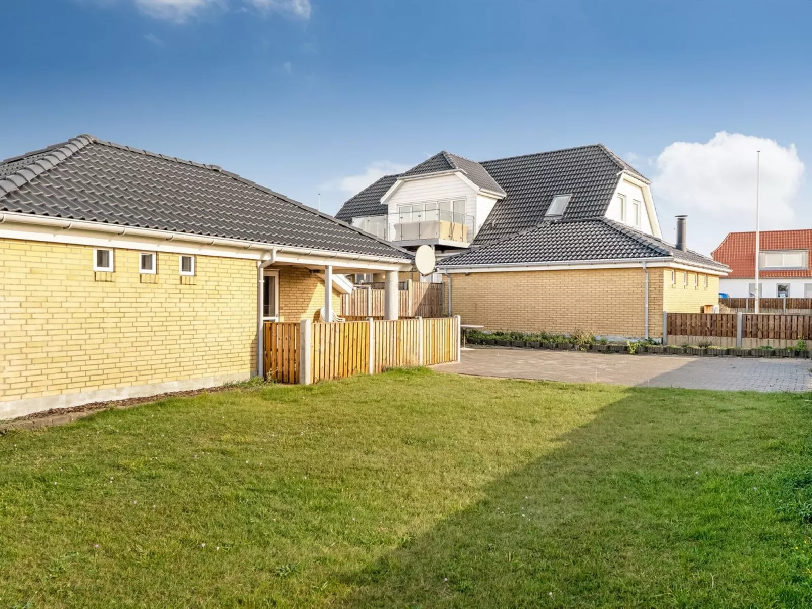 "Gisa" - 500m from the sea-Outside