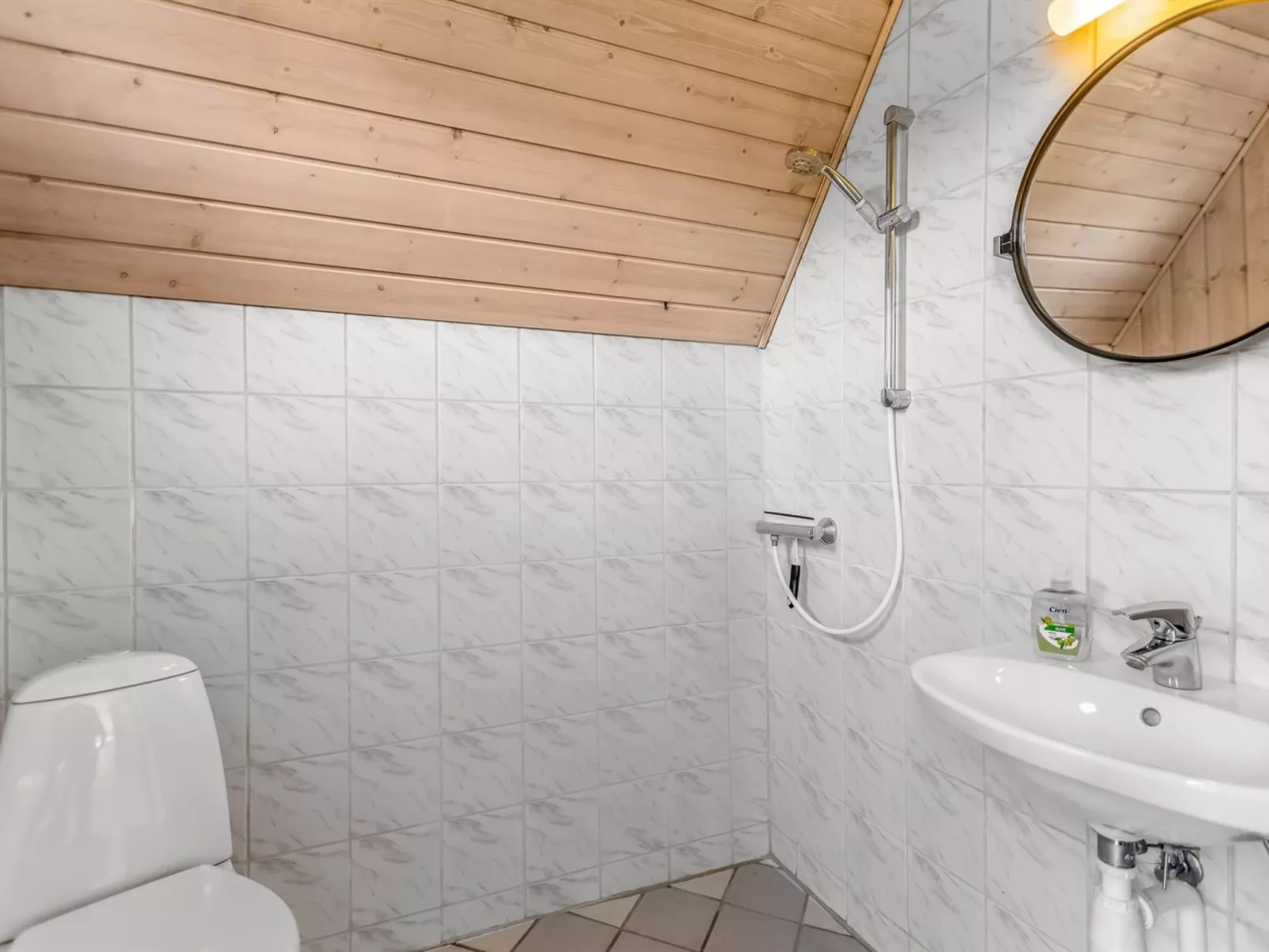 "Elisabete" - 600m from the sea-Dedans