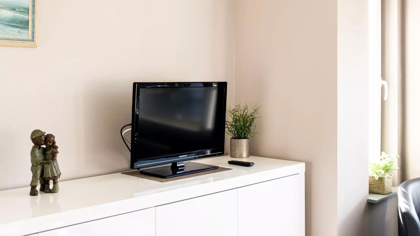 Les Trois Moineaux-Wohnzimmer