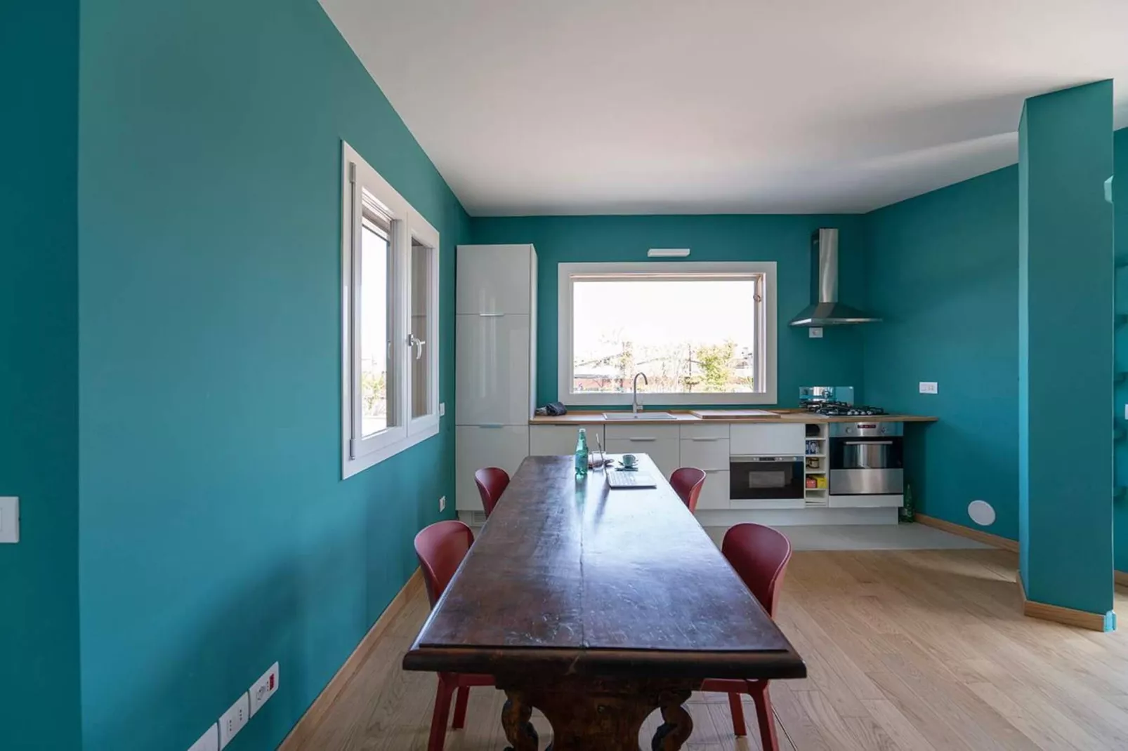 MI AMEDEO D'AOSTA-Küche