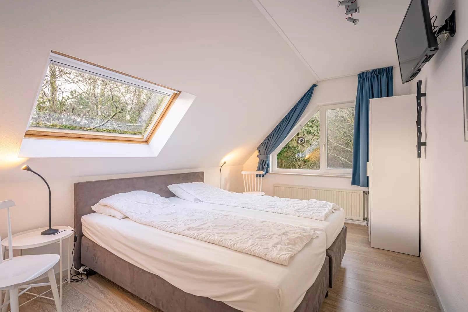 Kamperfoelie 29-Bedroom