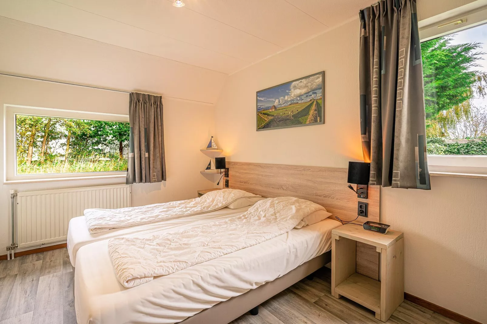 Kamperfoelie 45-Bedroom