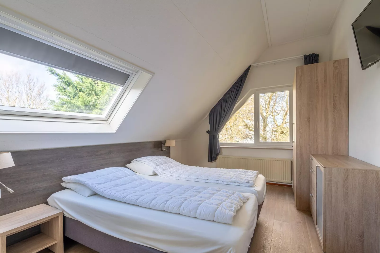 Kamperfoelie 47-Bedroom