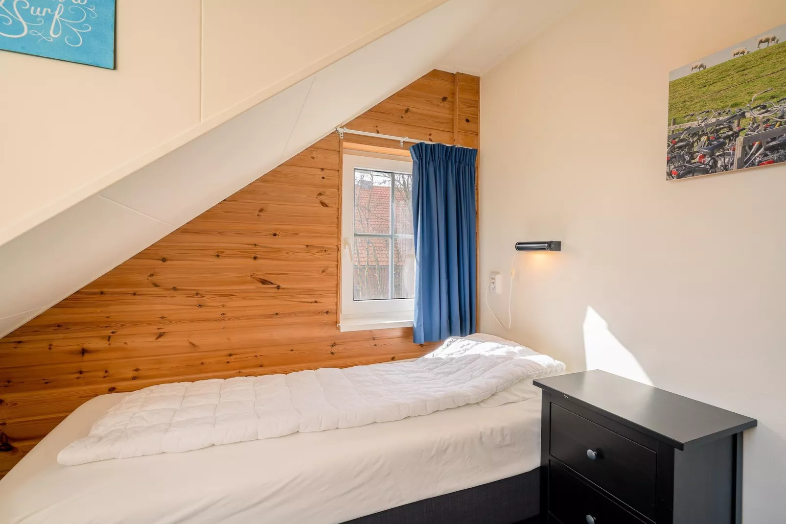 De Annabella 13- De Tjiftjaf-Bedroom