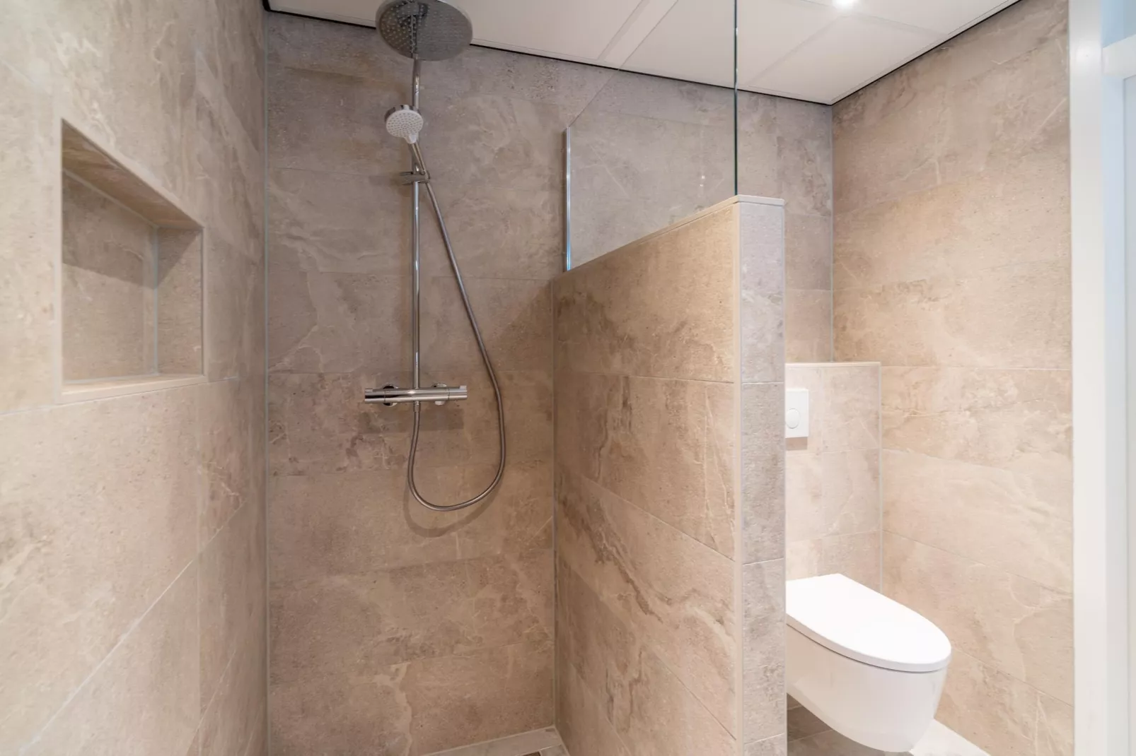 Juliana 060-Bathroom