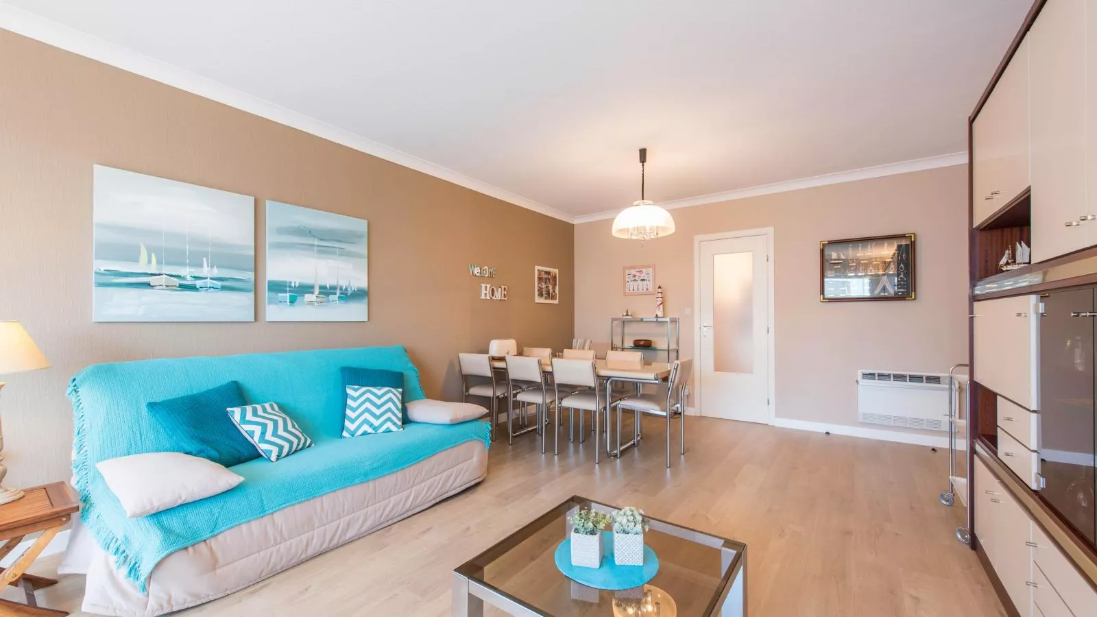 Vintitsch derde-Salon