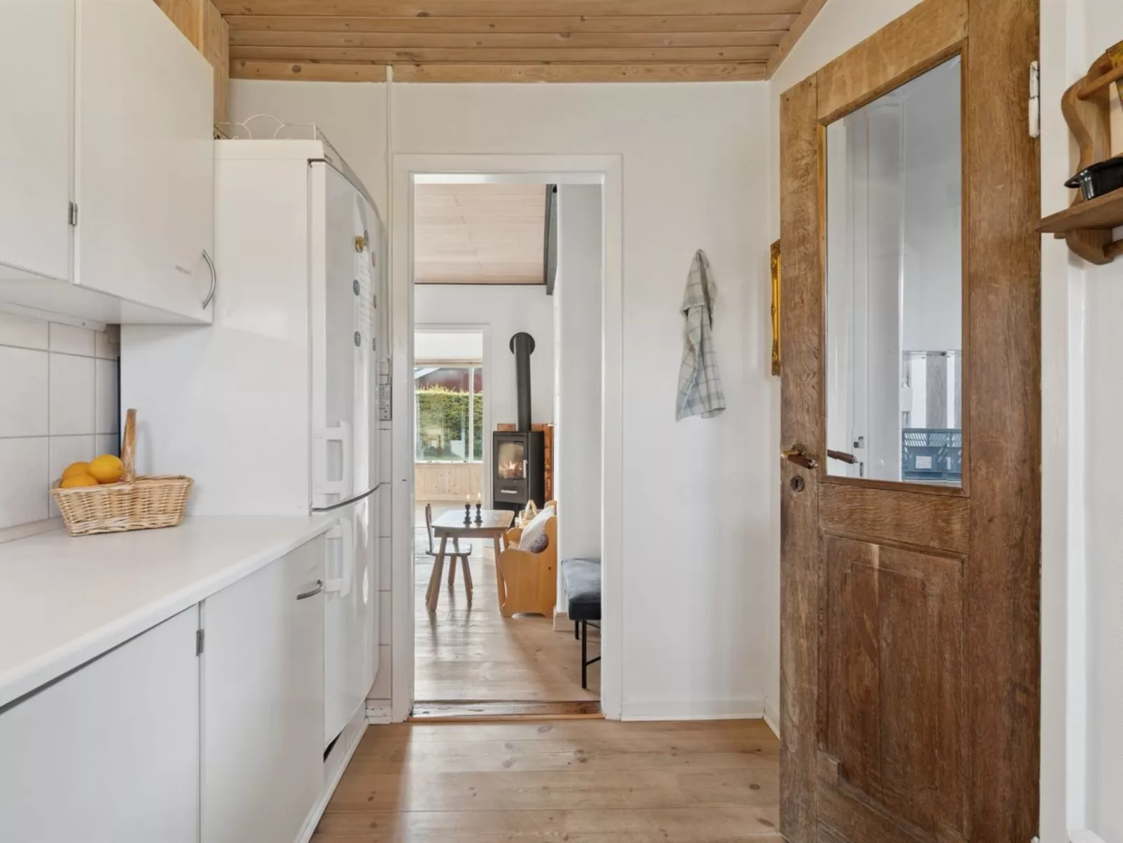 "Elle" - 175m from the sea-Drinnen