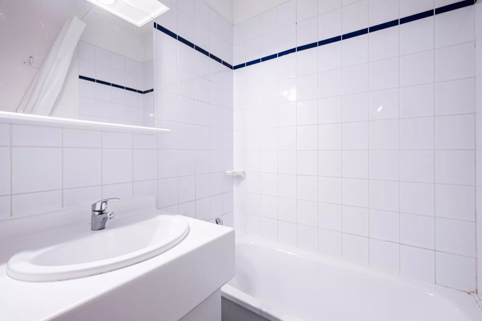 Les Eterlous N°24 - 2P6 - Salle de bain