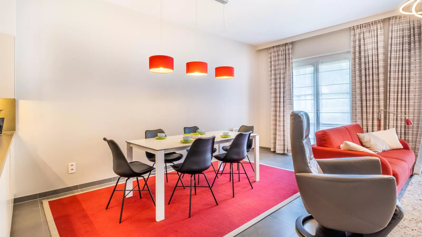 LeVillage-Dining room