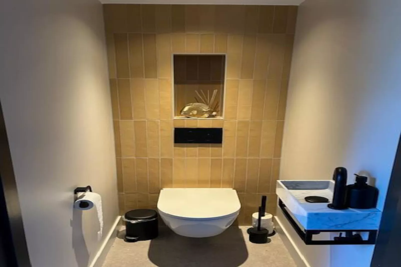 Sun (6p)-Image-tags.