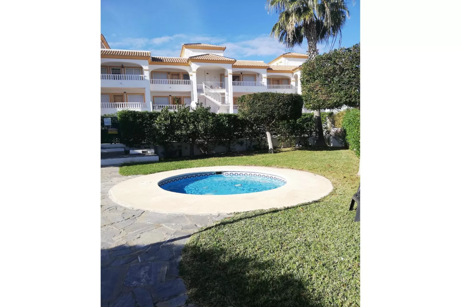 CT 345 AL - Faro's Cala Marques Townhouse-Swimming pool