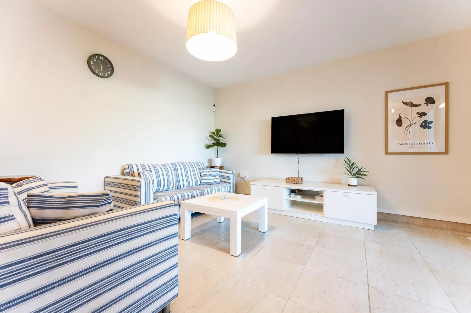 CT 337 GR - Faro's Fuente Almuñecar Apartment - Seaviews-Living room