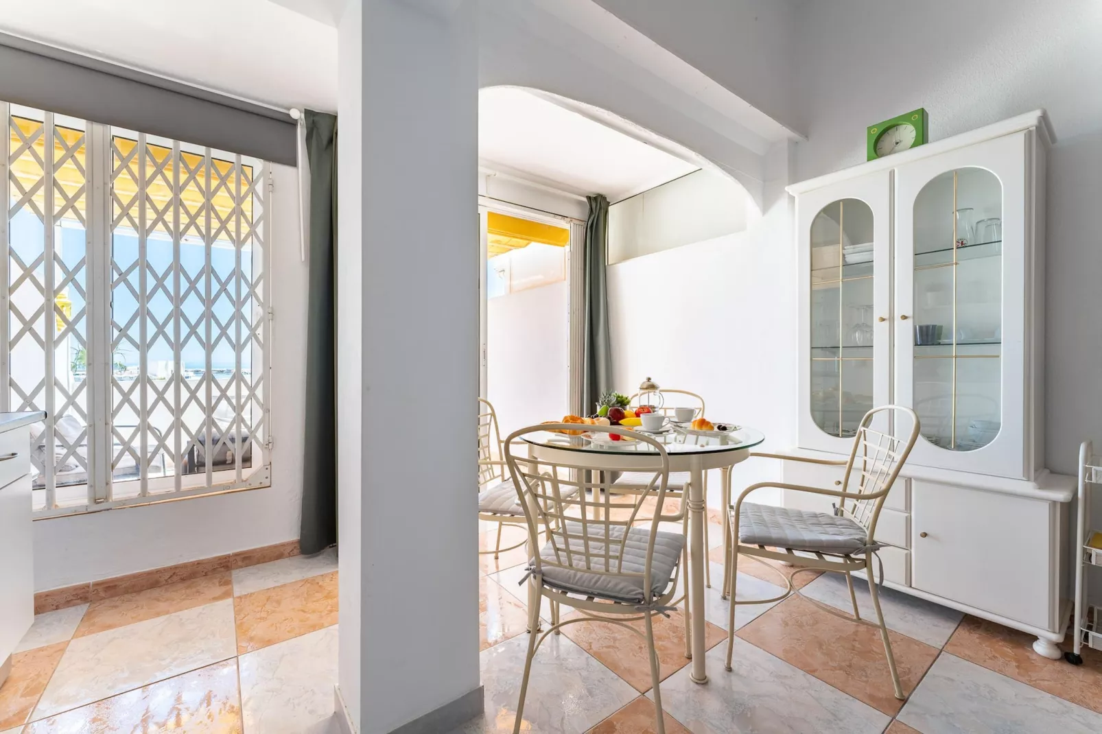 CT 388 - Faro's Carihulela Apartement - Olé Playa - Benalmadena-Salle à manger