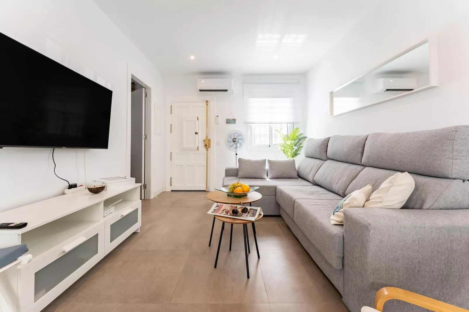 CT 335 - Fuengirola Apartamento  Sohail Beach-Wohnzimmer