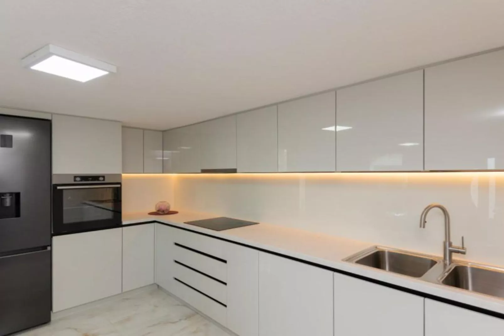 Beautiful Haven Villas - Villa Ante with Outdoor Pool-Kitchen