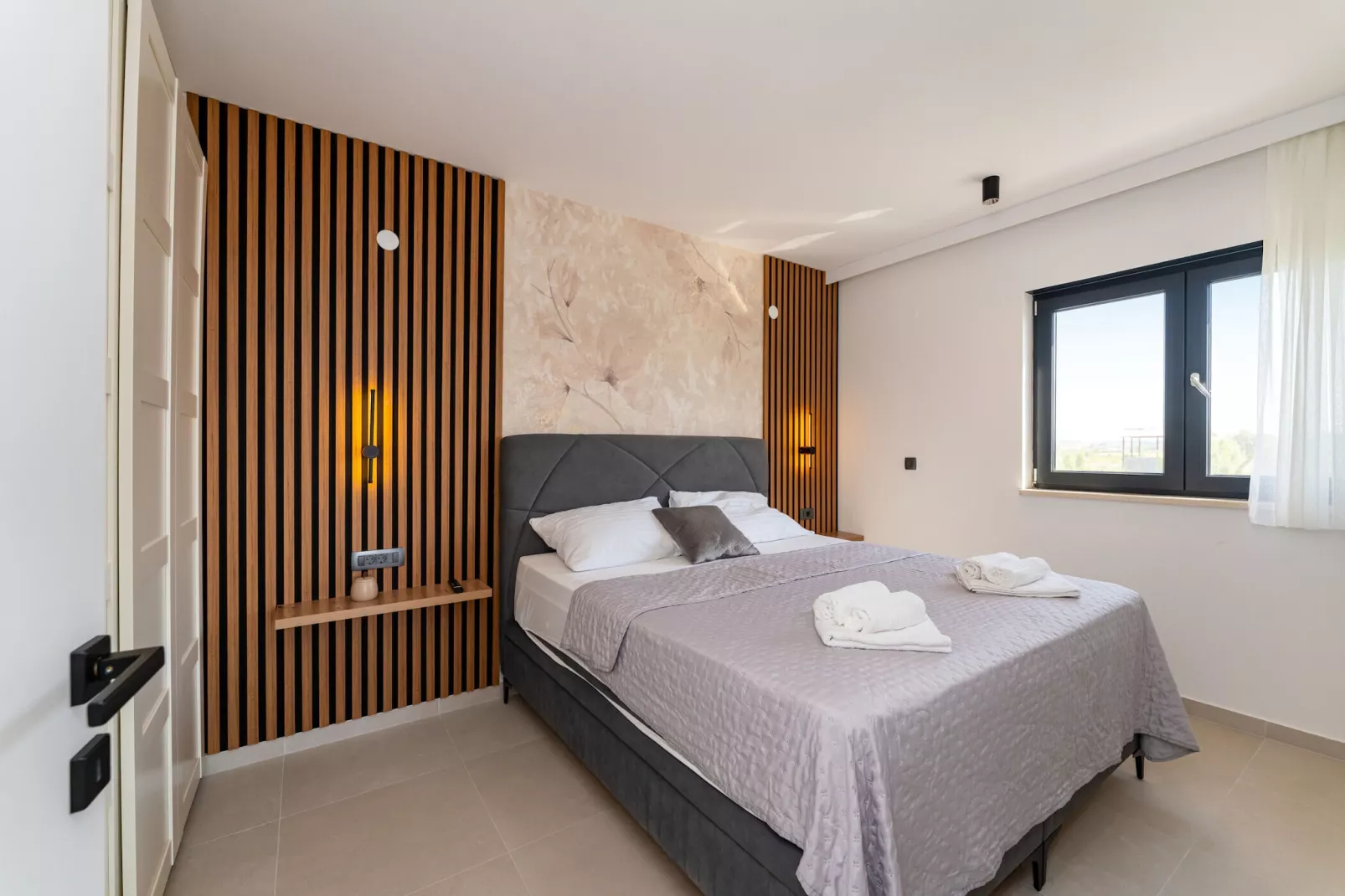 Sea view apartment LaMag-Chambre