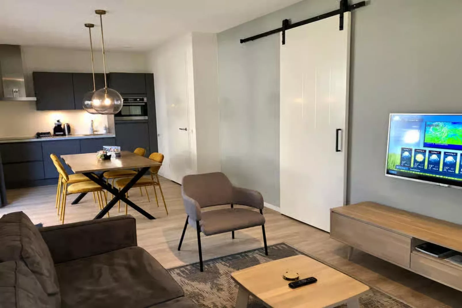 Plein 40 Lodge 17-Salon