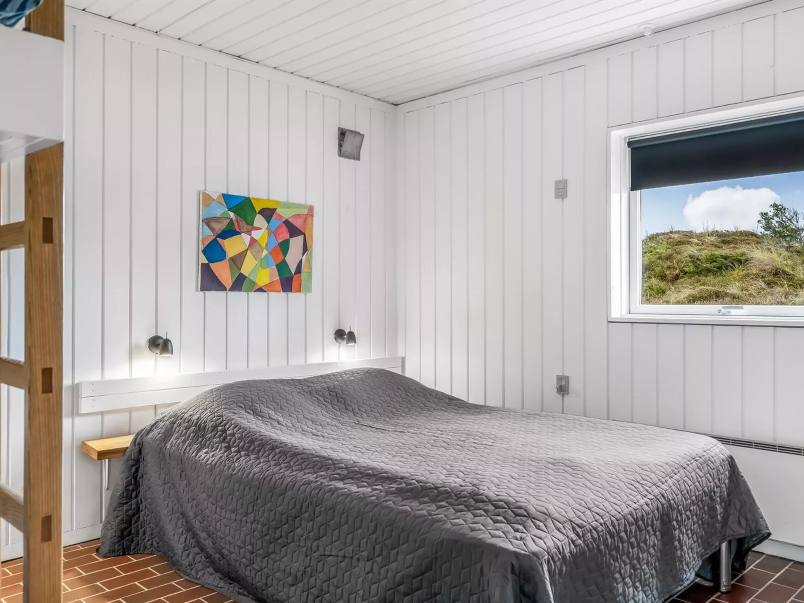 "Ketilbiorn" - 700m from the sea-Inside