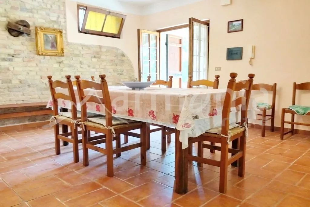 561526-Nicht zugeordnet