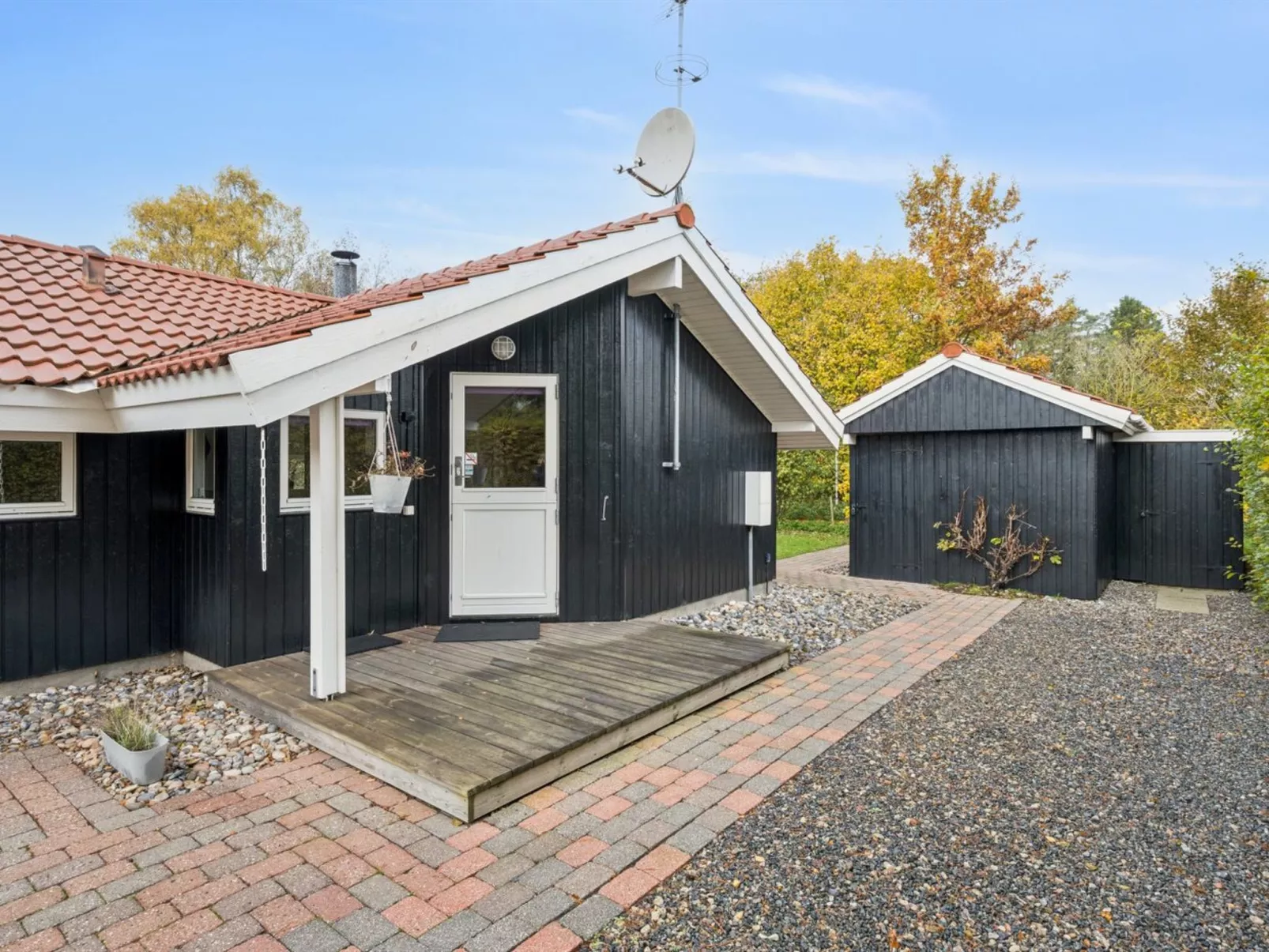 "Gyda" - 840m from the sea-Draußen