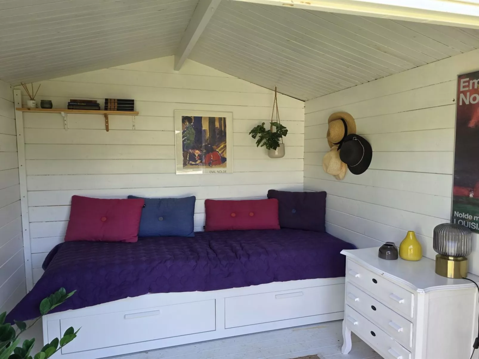 "Yvette" - 350m from the sea-Inside