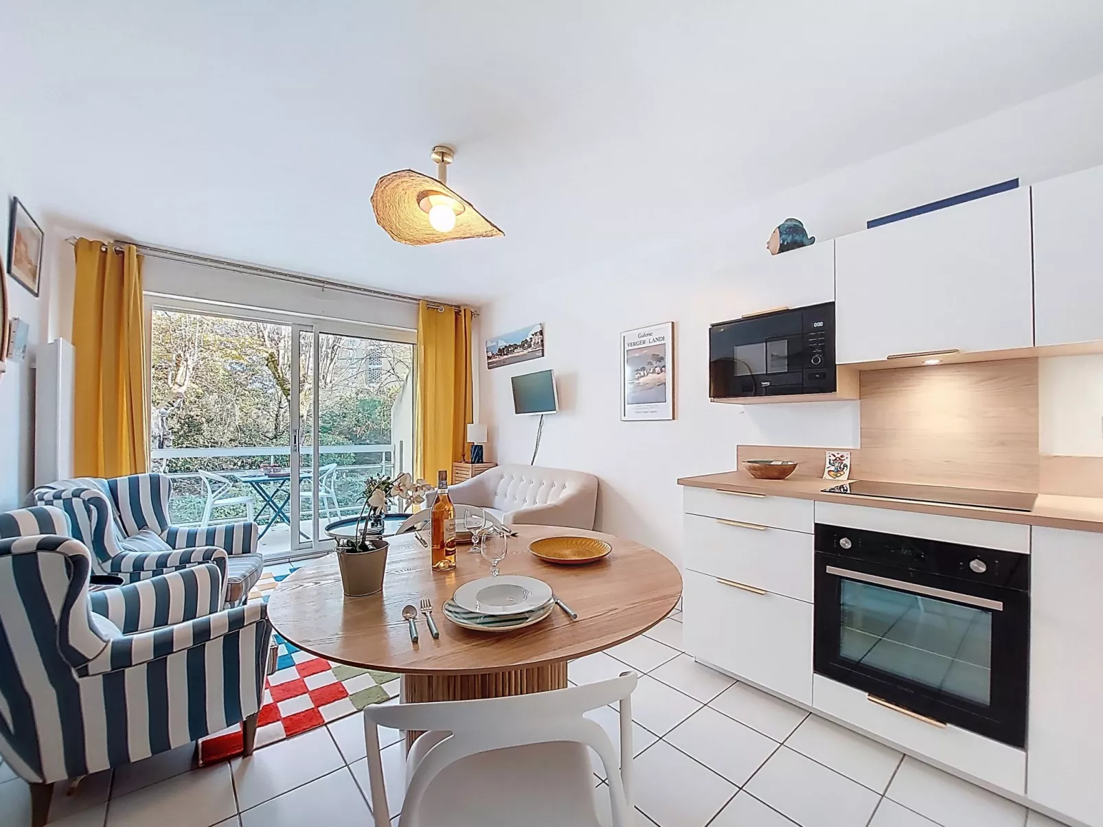 Les Hauts de Nauzan-Inside