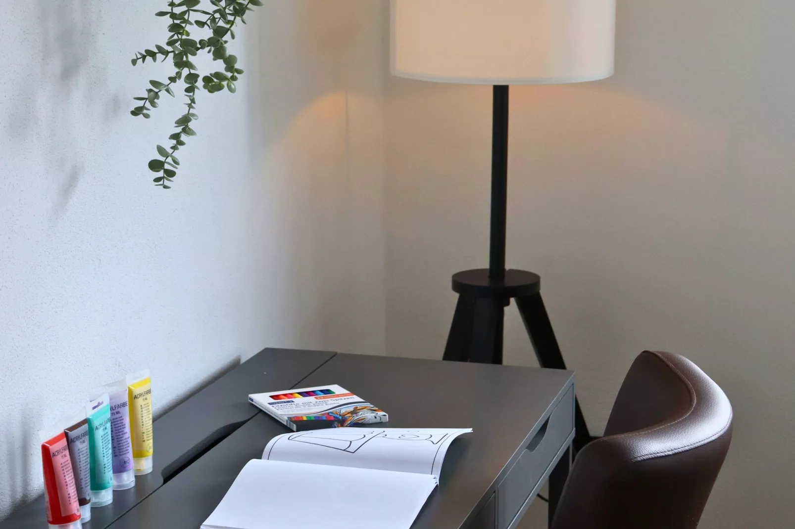 Eifel-Finca mit Whirlpool und Gartenlounge-Living room