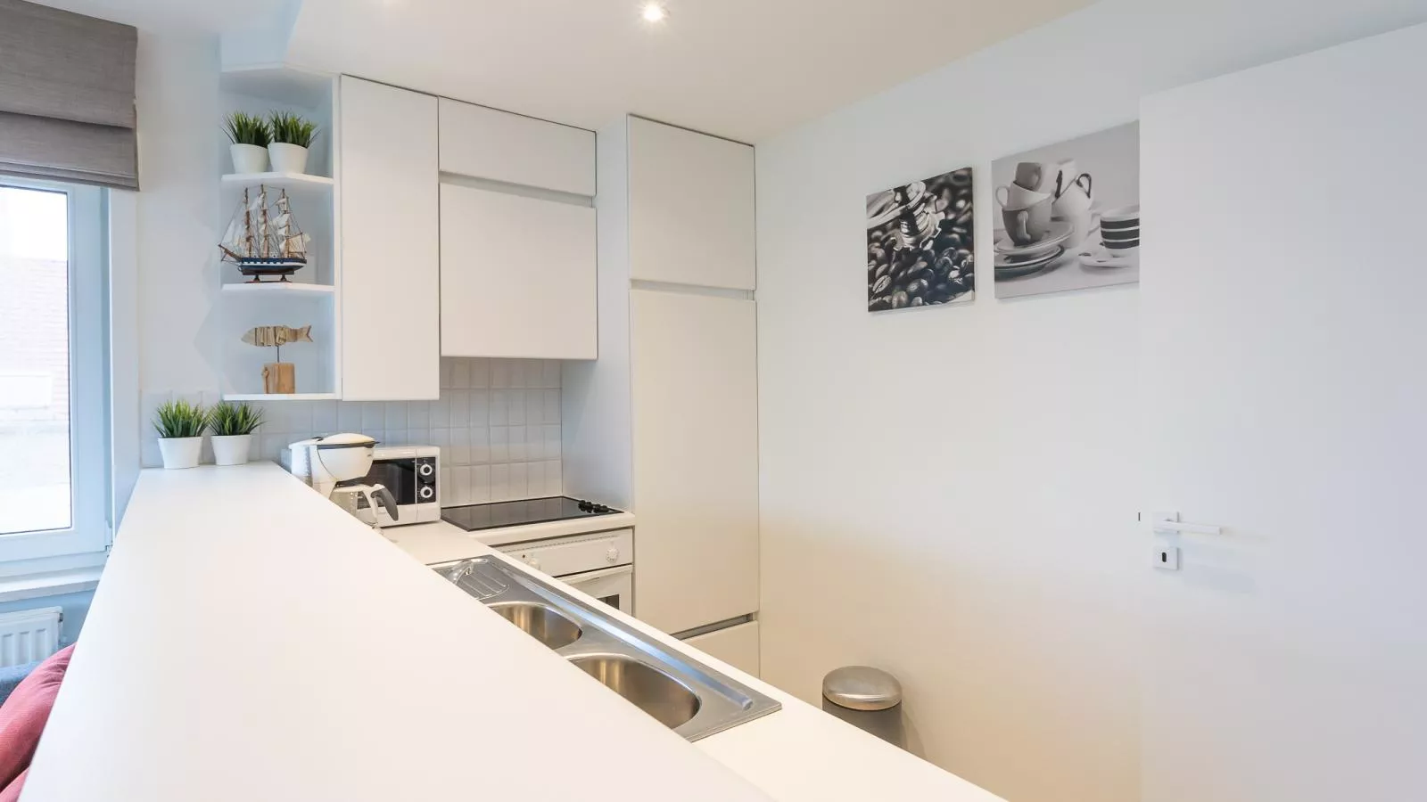 Duindal I - 0201 + box K6-Kitchen