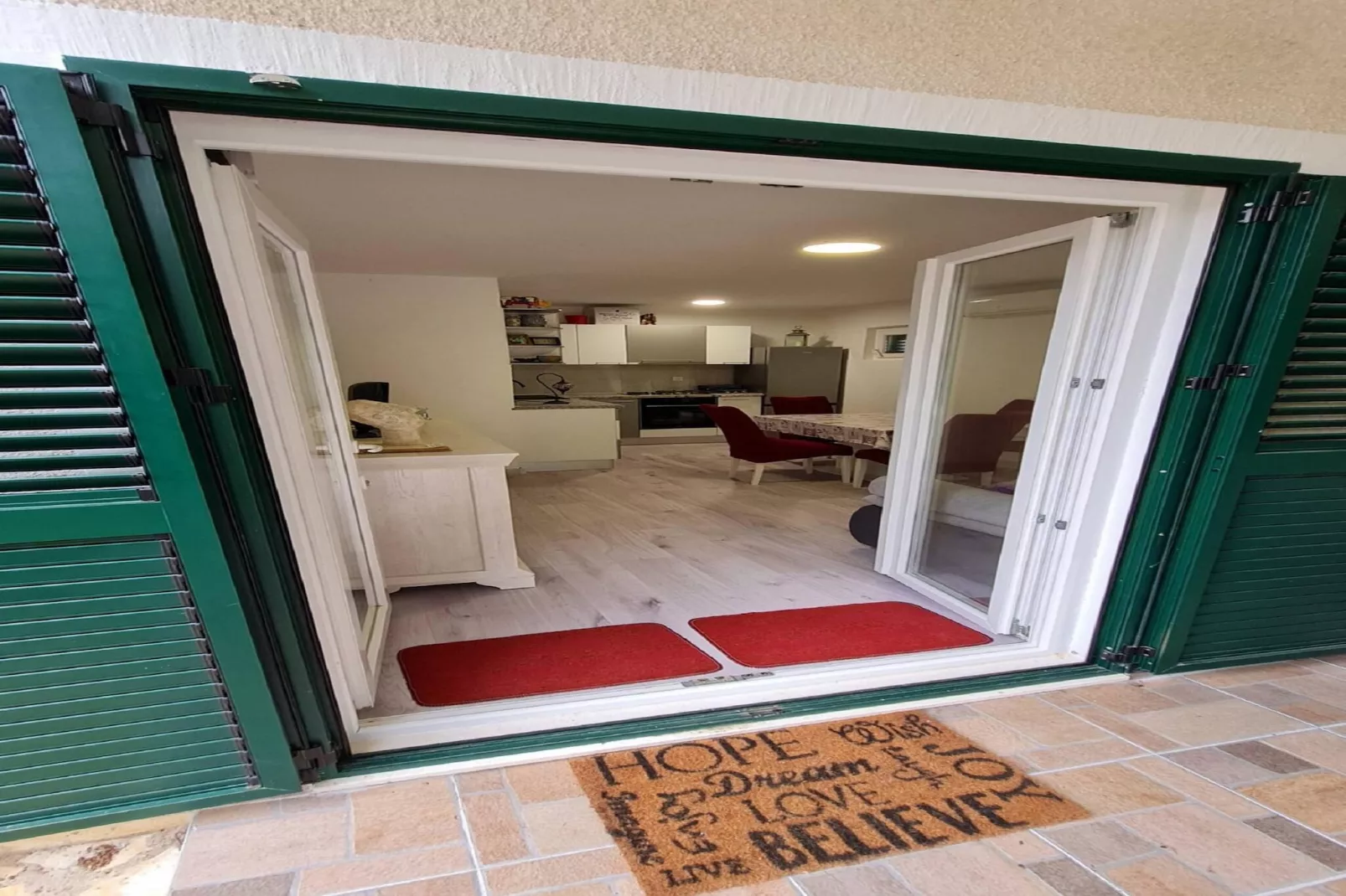 Beach house Franka-Hall & reception