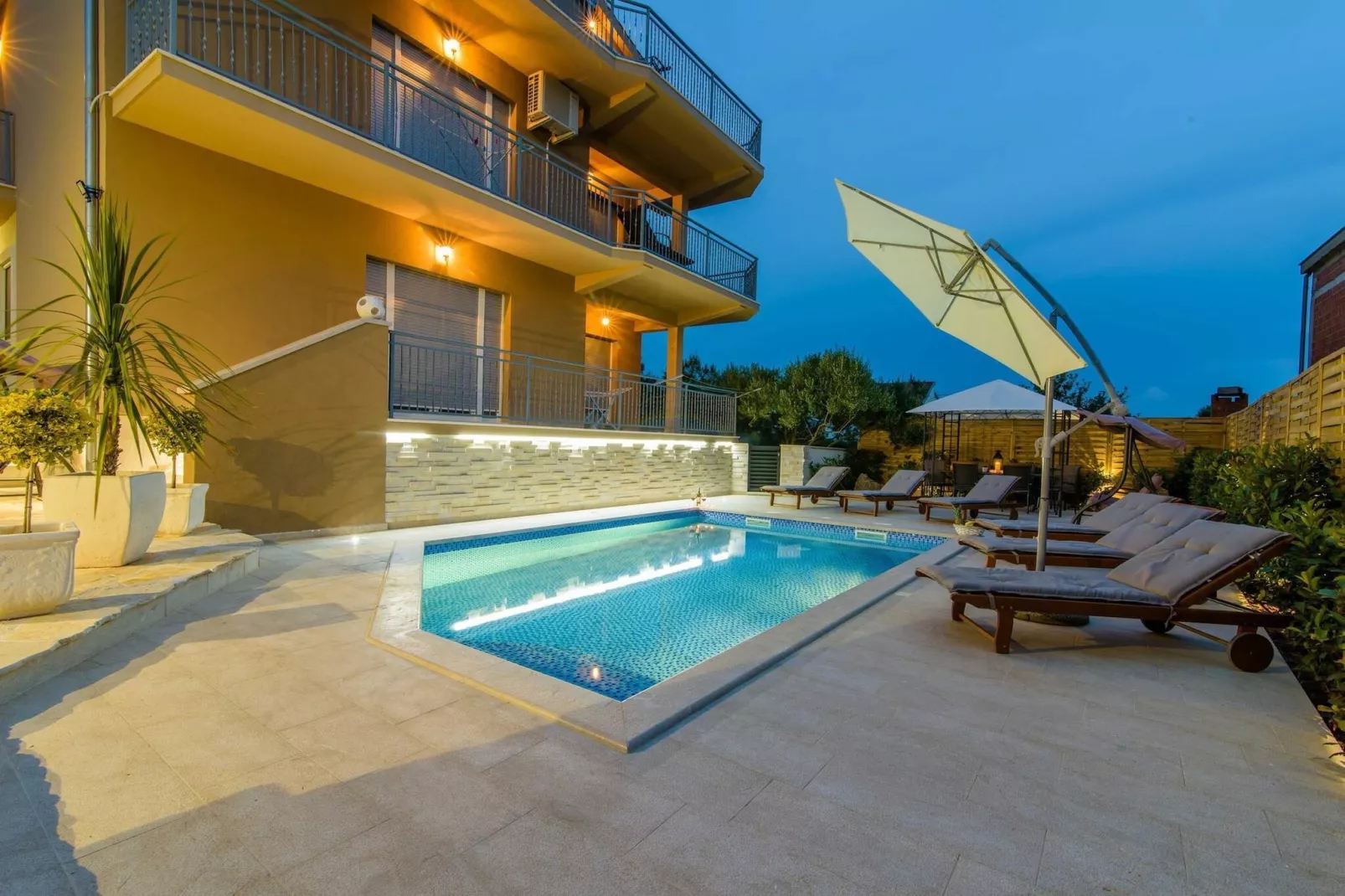 Penthouse apartment Zadar-Piscine