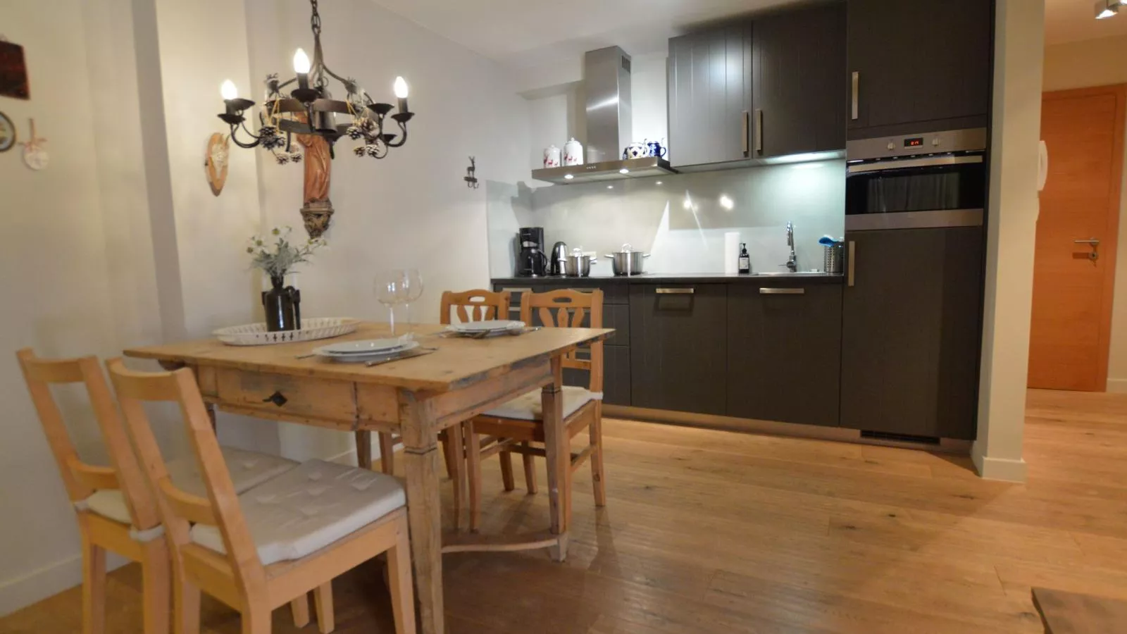 Kirchenstüberl-Esszimmer