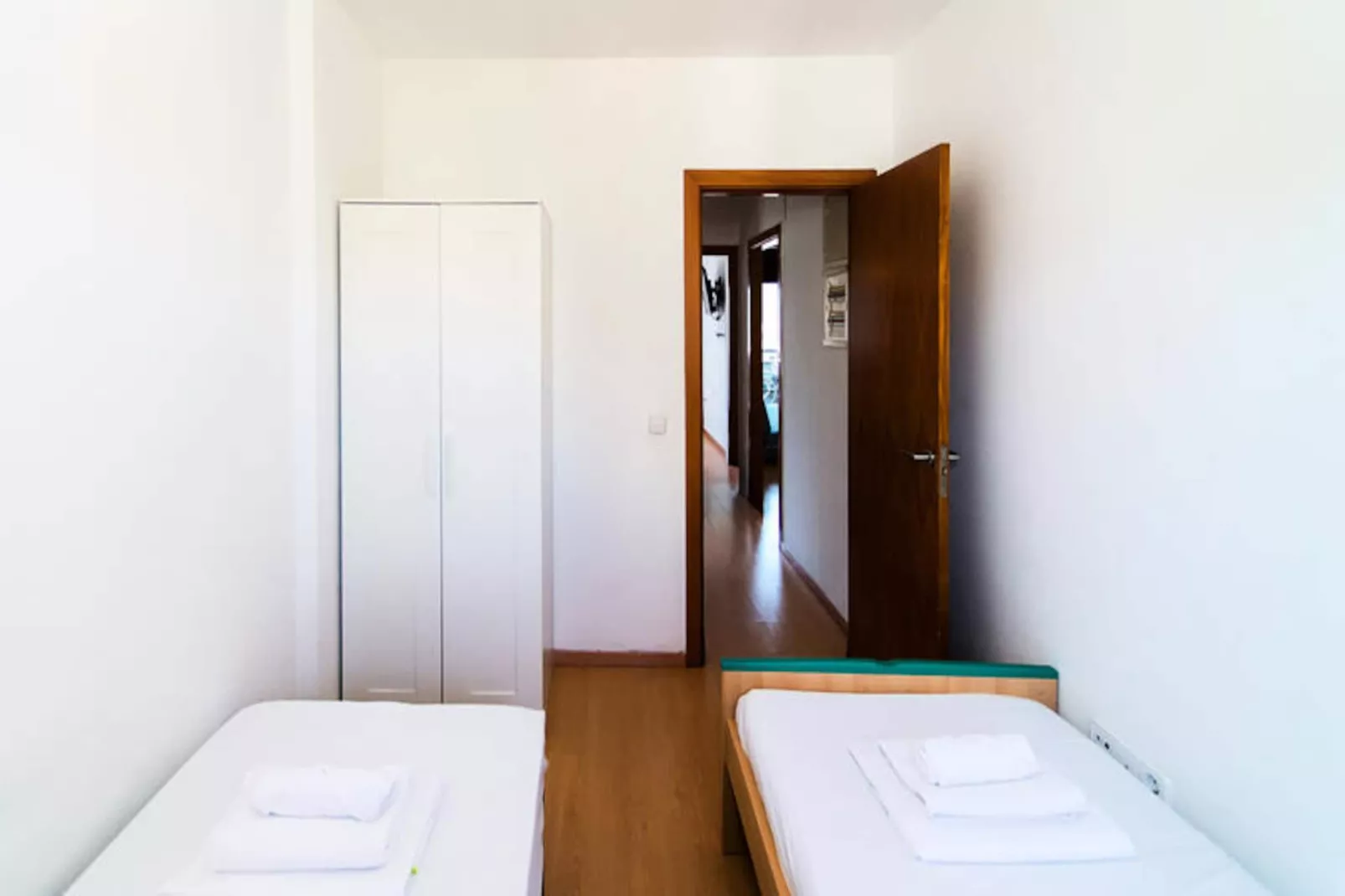 Appartements à Roses-Untagged