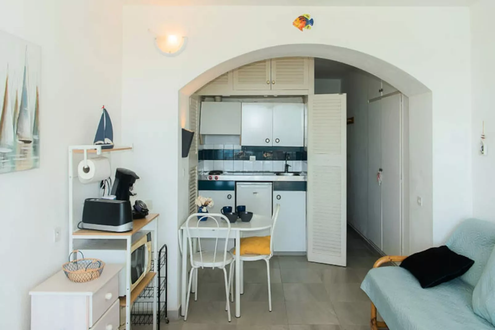 Studio à Roses-Untagged