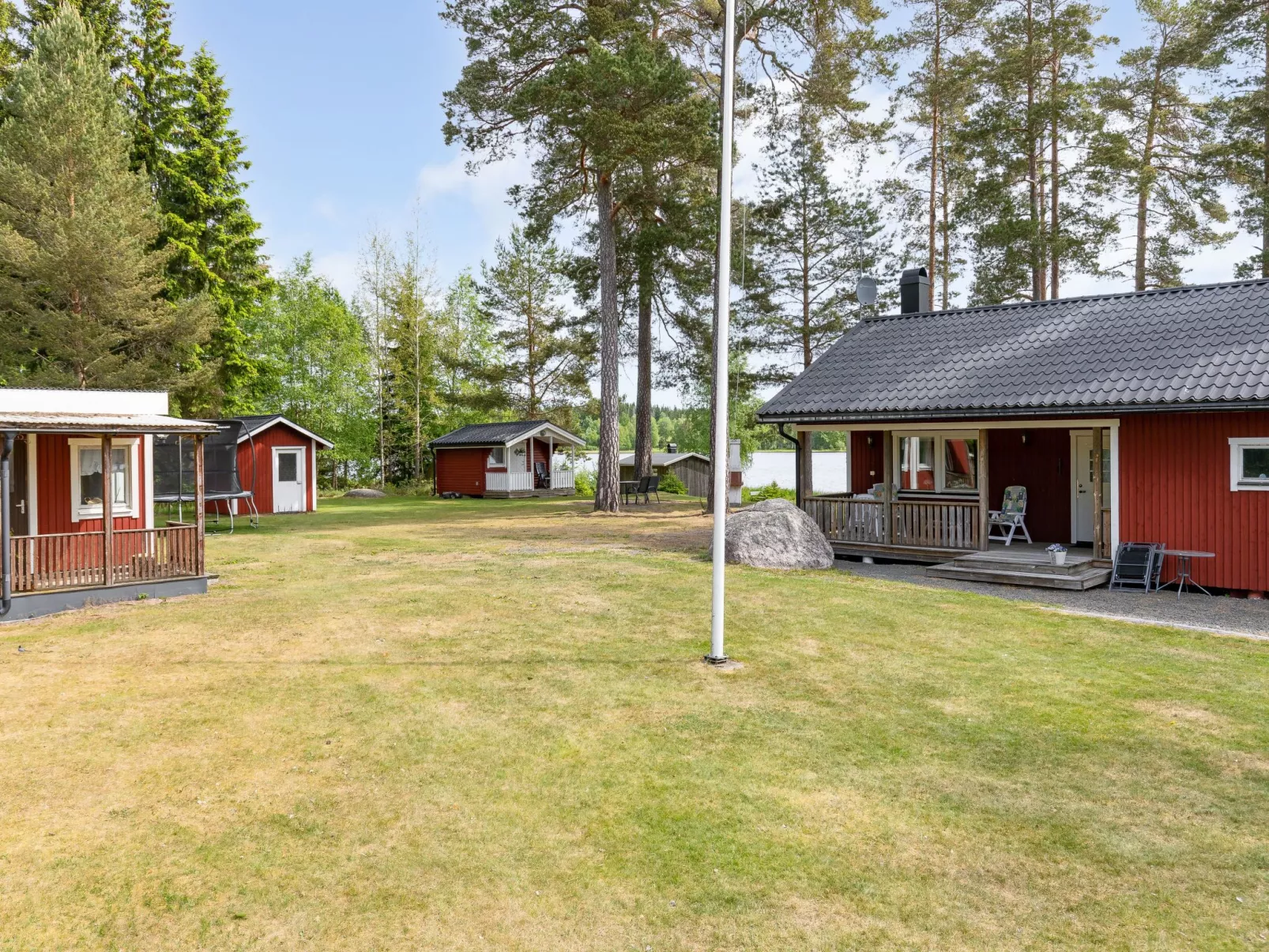 Gissarp Gryningen-Outside
