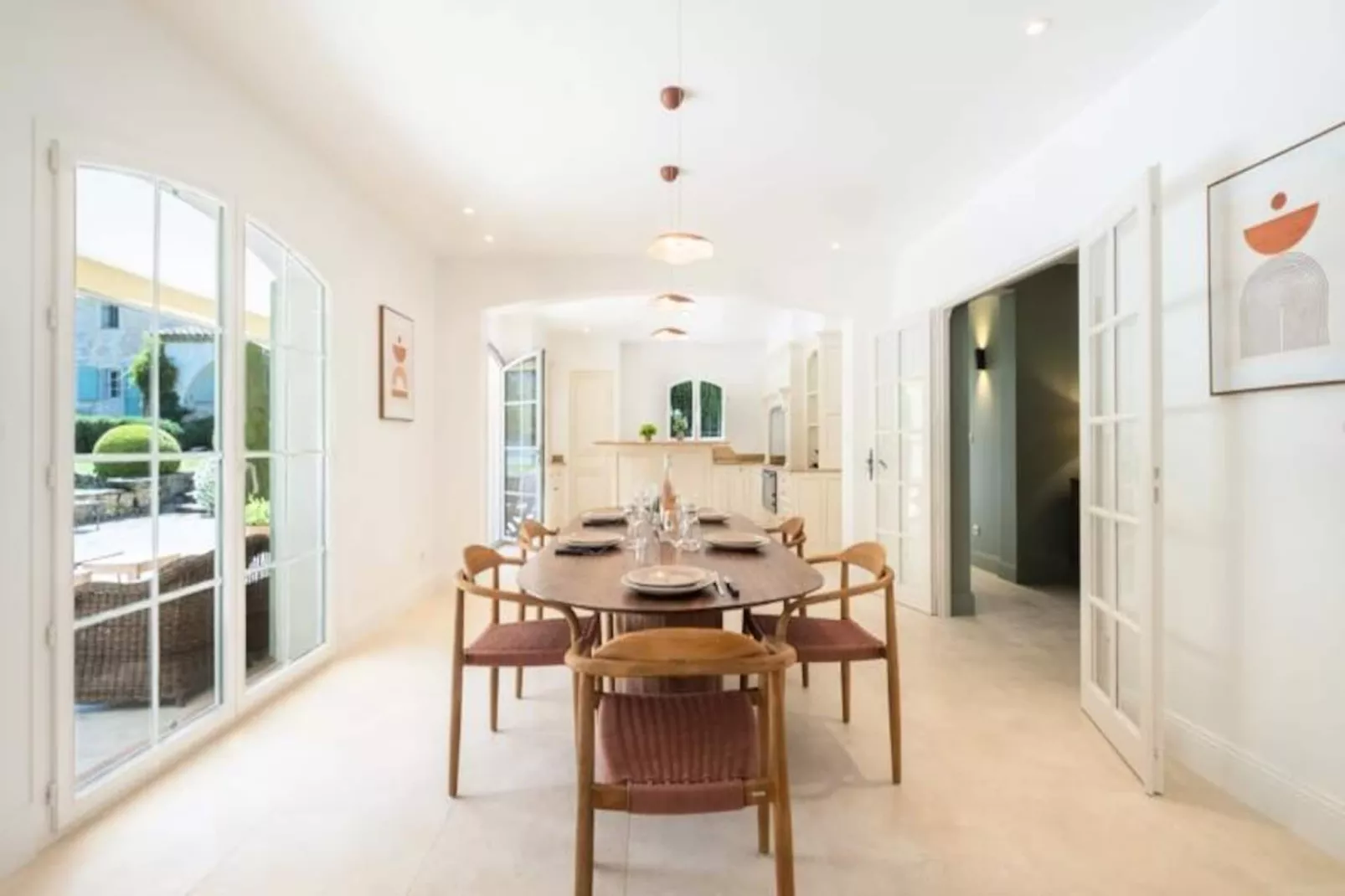 Résidence Bijou De 280m2 Et Piscine à Débordement Au Calme Absolu-Untagged