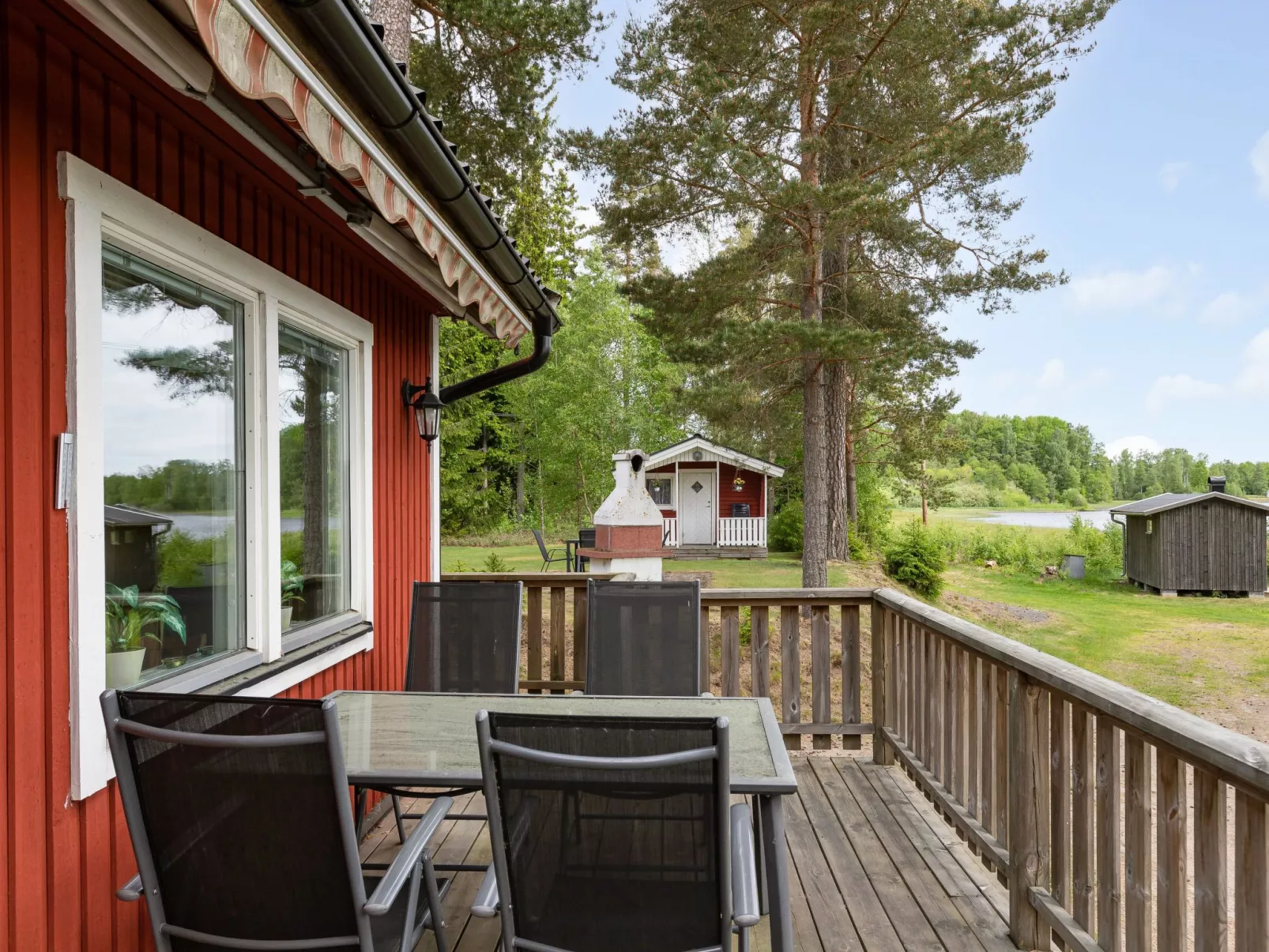 Gissarp Gryningen-Outside