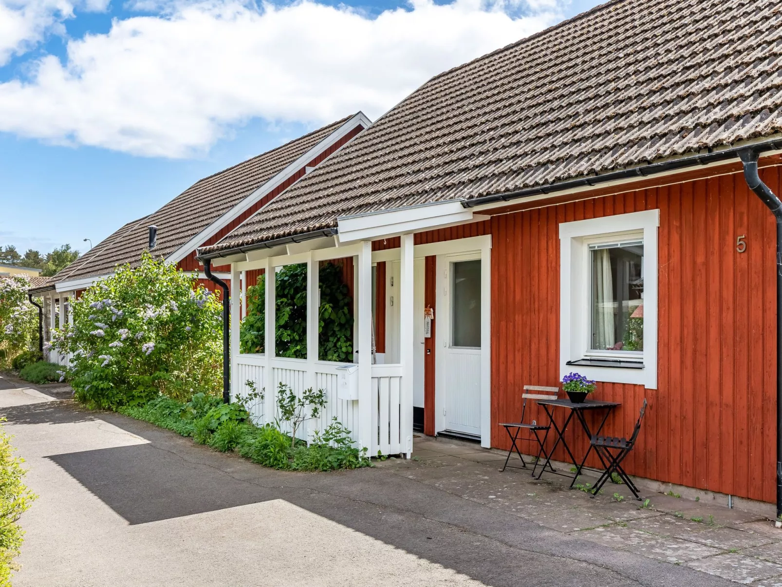 Mölltorp-Outside