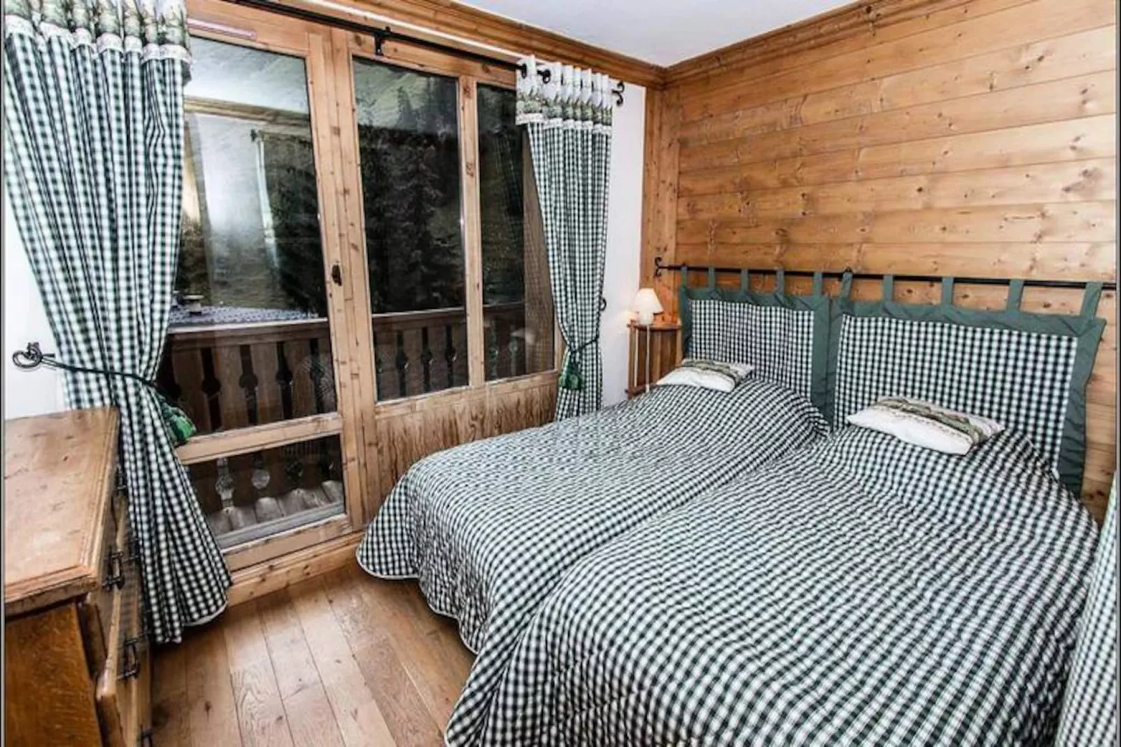 Résidence Roche De Fours-Nicht zugeordnet