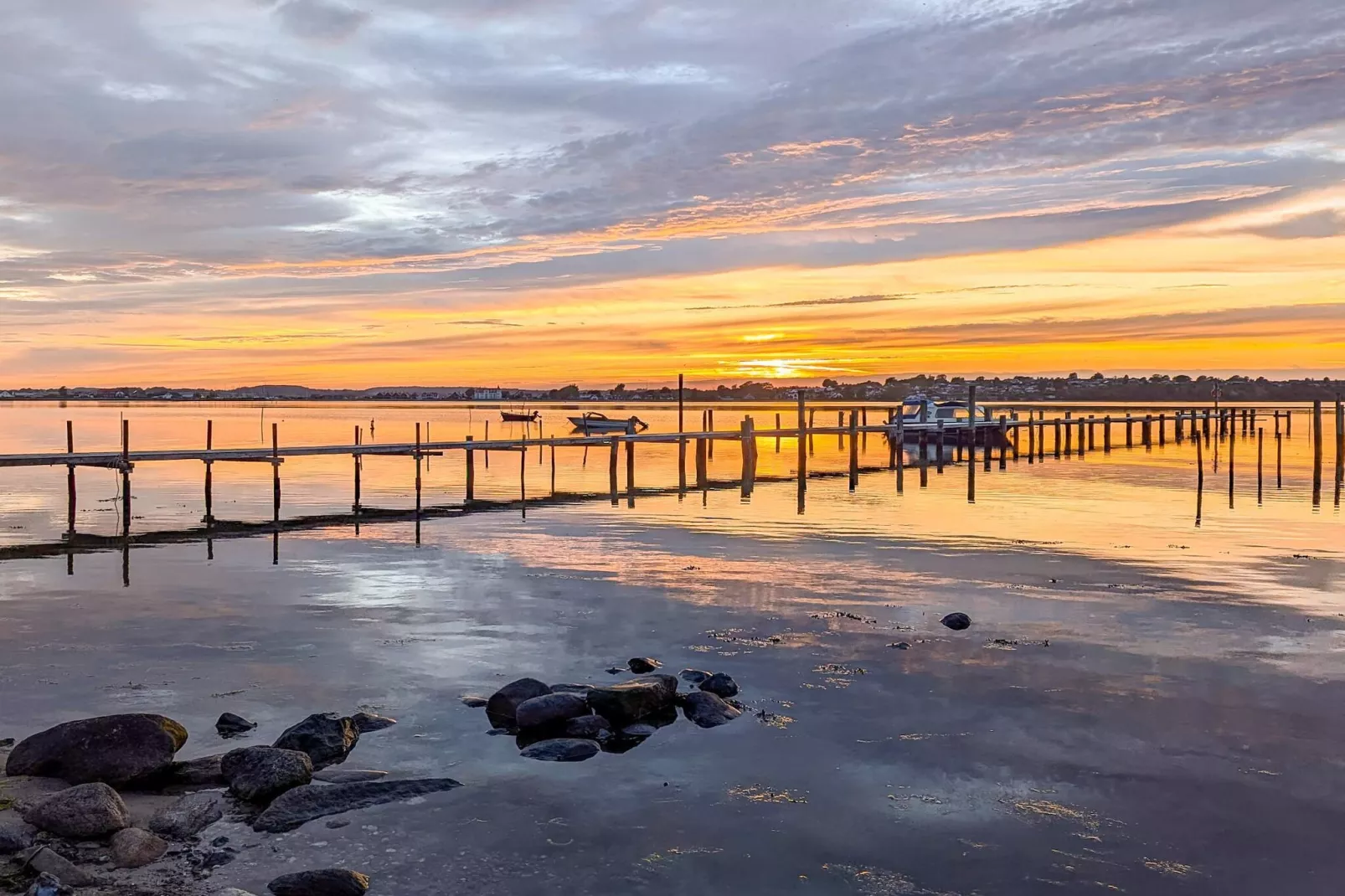 Panoramic Beach Retreat-By Traum-Water view