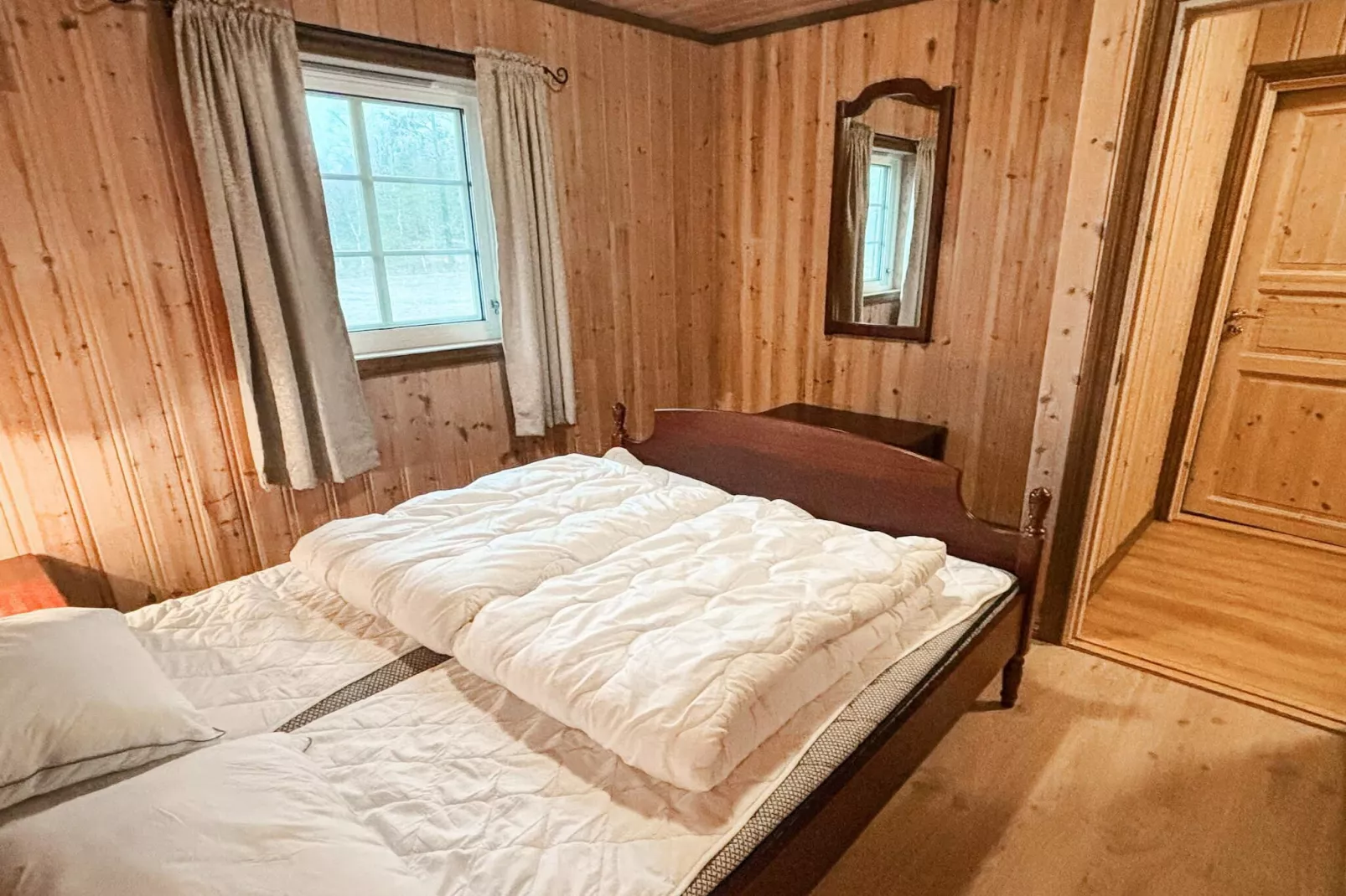 76409 TROLLHYTTA-Indoor