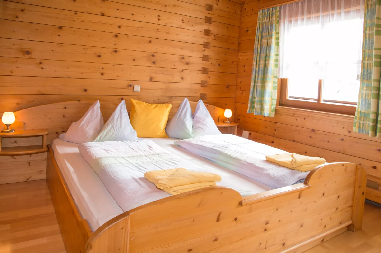 Appartment Holzblockhaus-Bedroom