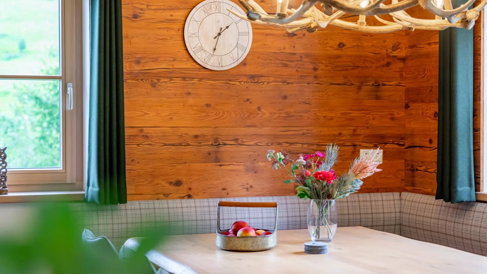 Sperlingnest-Esszimmer