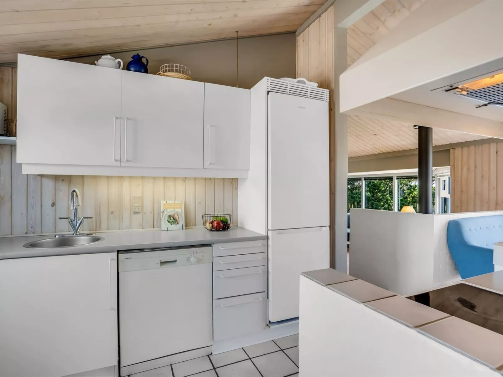 "Lazorka" - 450m from the sea-Dedans